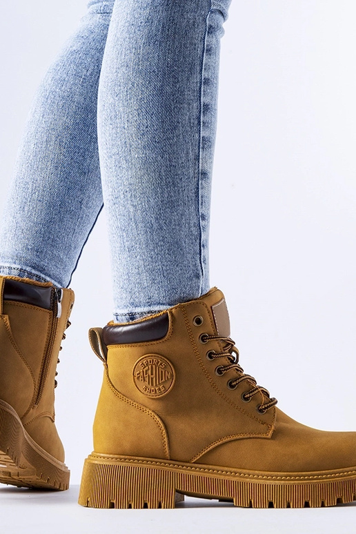 Klassische braune gefütterte Worker...