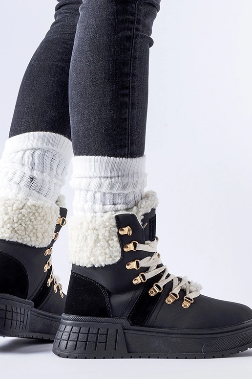 Schwarze Arbeiter auf einer riesigen...