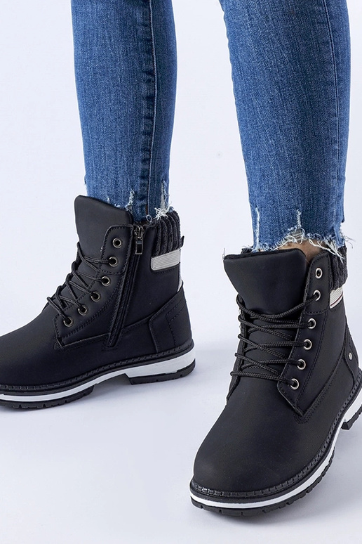 Schwarze isolierte matte Arbeiter...