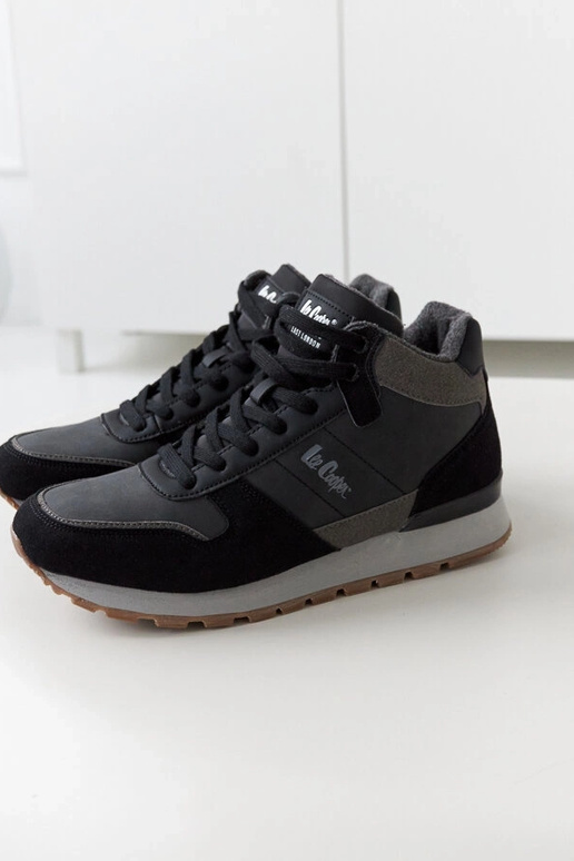 Schwarze Sneakers Lee Cooper... Schwarze Sneakers Lee Cooper...