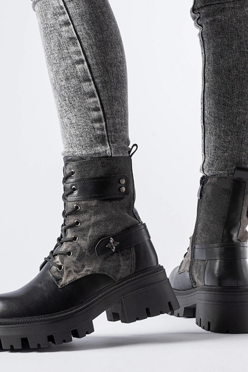 Schwarze gefütterte Trapper... 2