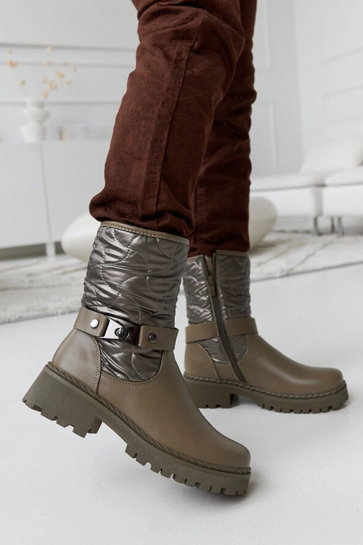 Grüne isolierte Stiefeletten mit...