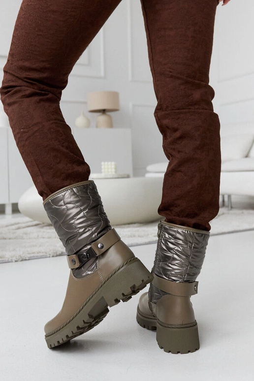 Grüne isolierte Stiefeletten mit...