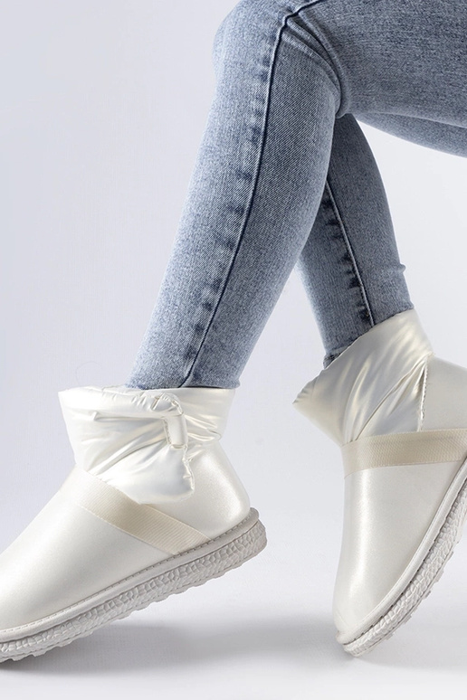 Delaune beige glänzende kurze...