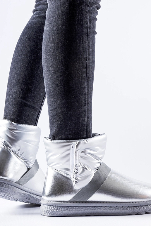 Delaune silberne glänzende kurze...