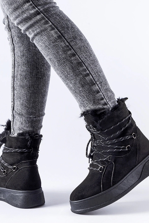 Schwarze Schneestiefel mit...