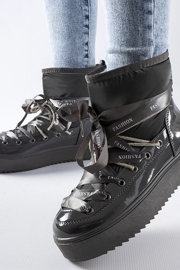 Graue lackierte... 2