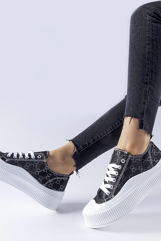 Schwarze Sneaker mit Cavi-Monogramm... Schwarze Sneaker mit Cavi-Monogramm...