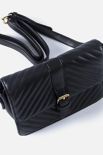 Schwarze gesteppte... 2