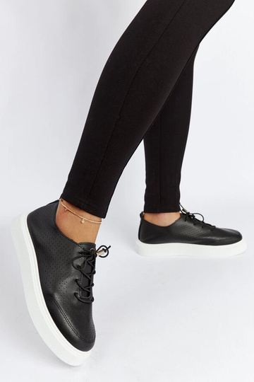 Schwarze, perforierte Sneakers „Laytonville“ 2