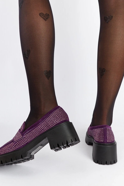 Lilafarbene Loafer mit massivem... Lilafarbene Loafer mit massivem...