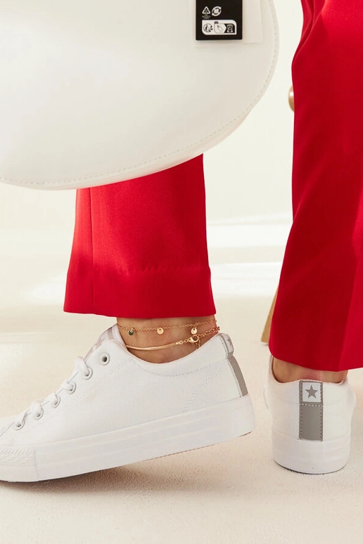 Weiße Rocky-Sneakers aus Stoff