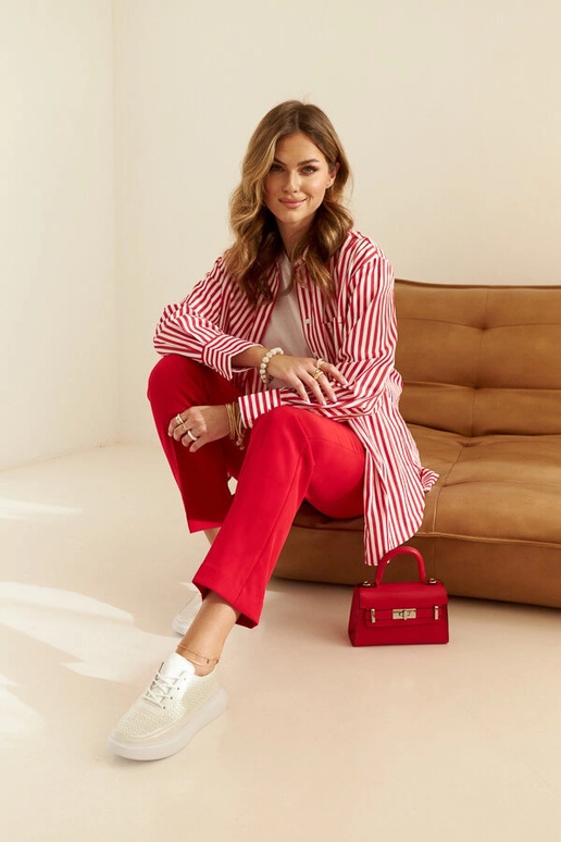 Silberne Plateau-Sneaker für Damen... Silberne Plateau-Sneaker für Damen...