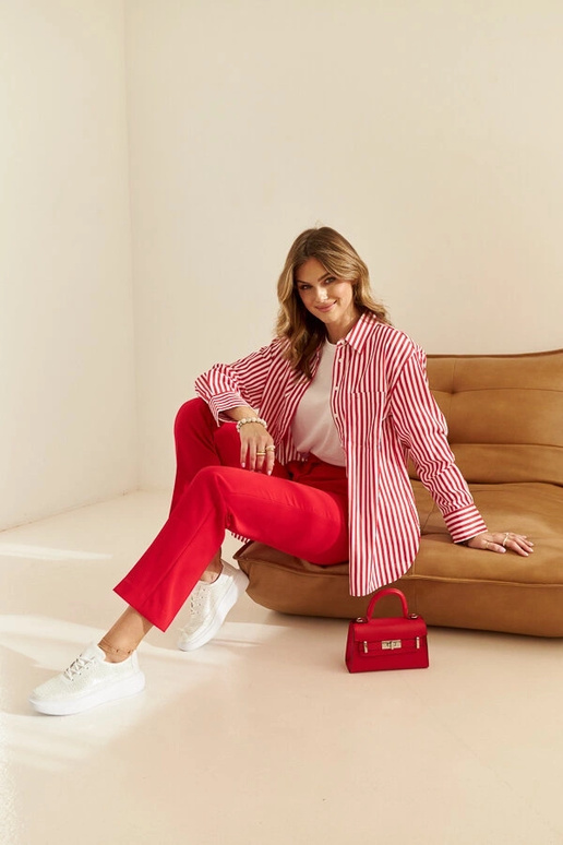 Silberne Plateau-Sneaker für Damen... Silberne Plateau-Sneaker für Damen...