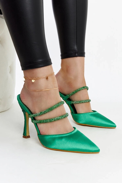 Grüne Raffaelina Pantoletten mit... Grüne Raffaelina Pantoletten mit...