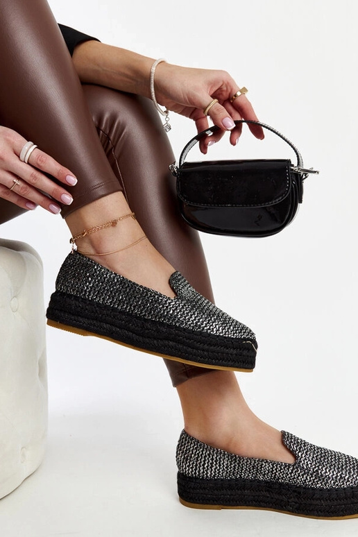 Schwarze Espadrilles mit Silberfaden...