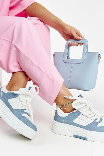 Weiß-blaue Sneakers auf Plattform Szekeres 2