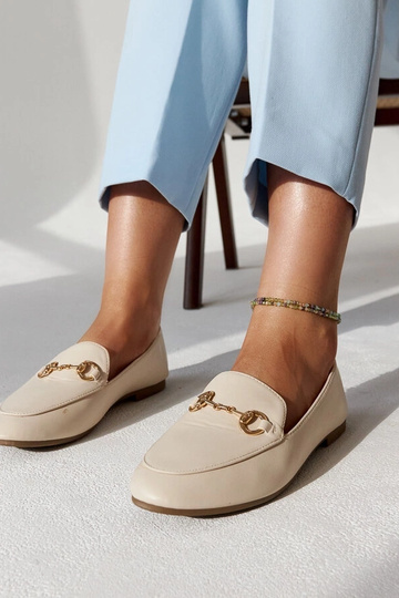 Beige Mokassins mit Schnalle Erminia