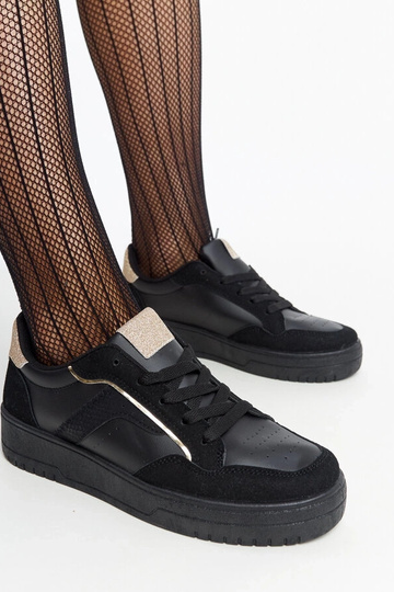 Schwarze Walda Plateau-Sneaker
