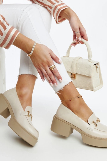 Beige Stöckelschuhe aus...