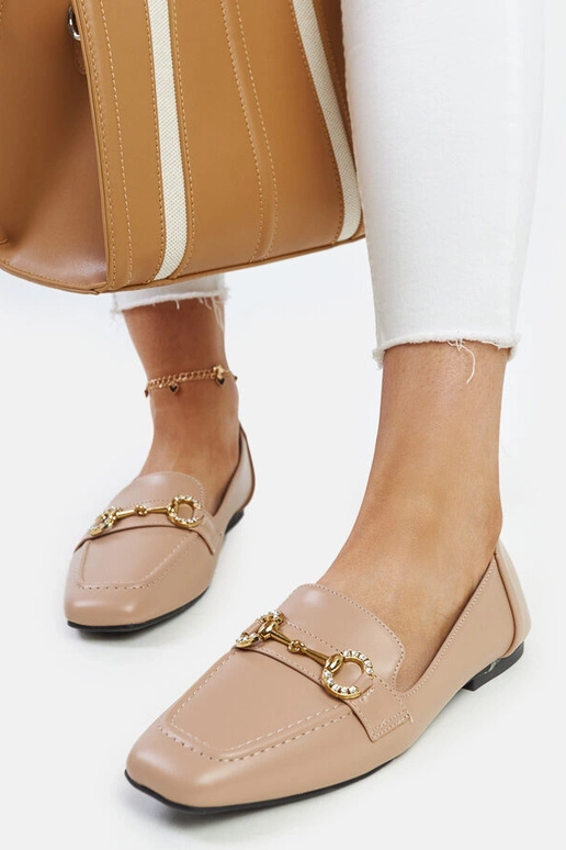 Beige Mokassins mit Areebah-Schnalle Beige Mokassins mit Areebah-Schnalle