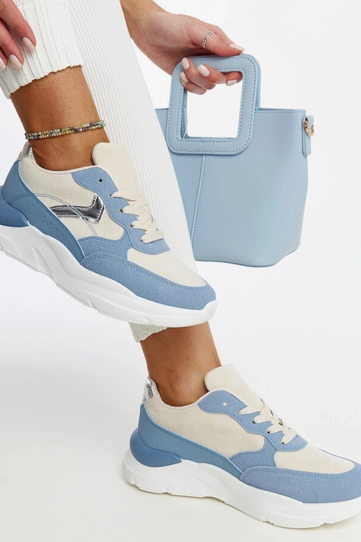 Beige-blaue Sneakers auf Plattform... Beige-blaue Sneakers auf Plattform...