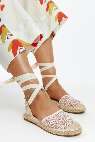 Teha – Beige Espadrilles mit offener Spitze