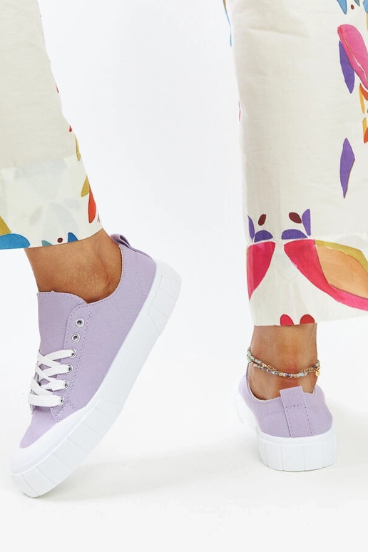 Lila Stoff-Sneakers von Eduard‘s