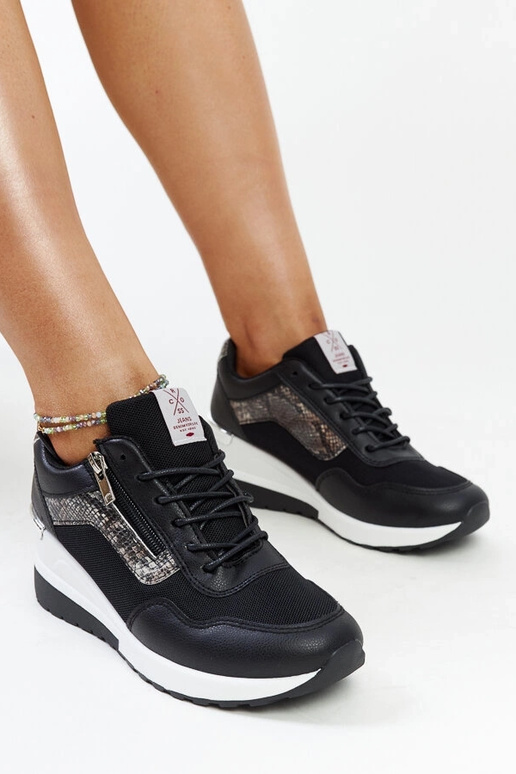 Schwarze Keilsneaker für Damen CROSS... Schwarze Keilsneaker für Damen CROSS...