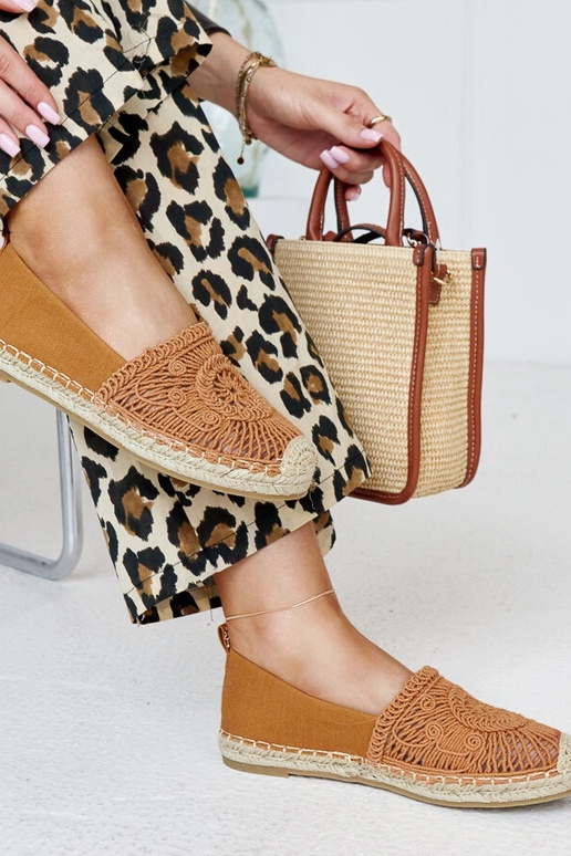 Braune Espadrilles mit Kalba-Stickerei