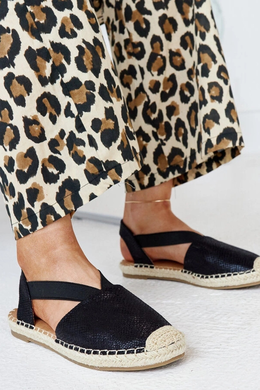 Tharns schwarze Espadrilles mit...