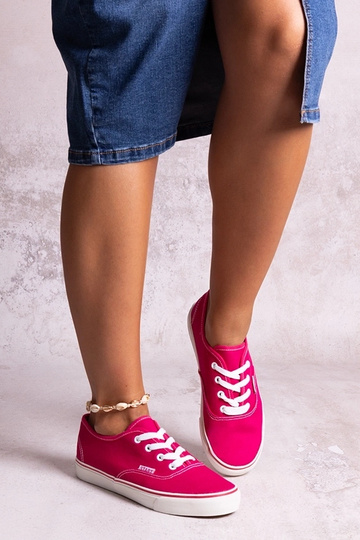 Rosa klassische Erla-Sneaker
