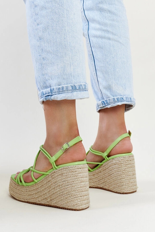 Grüne Mara-Keilsandalen