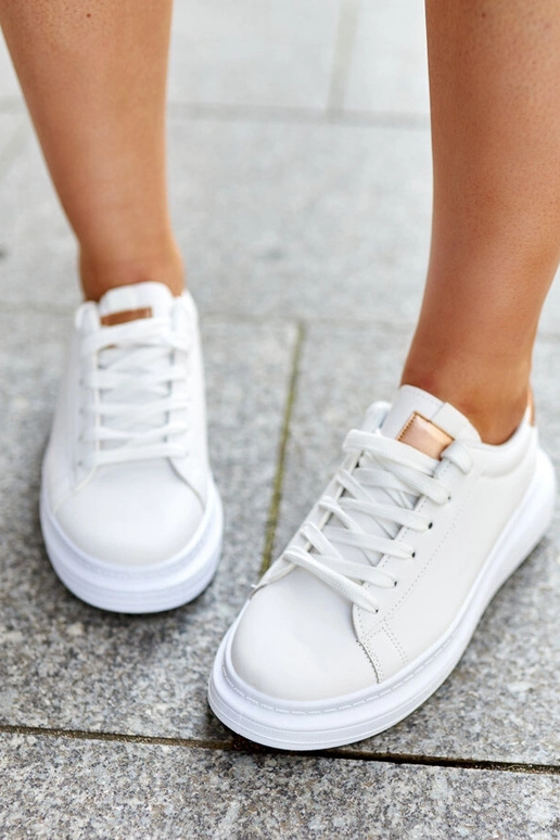 Weiße Sneaker mit dicker Sohle Ivalu