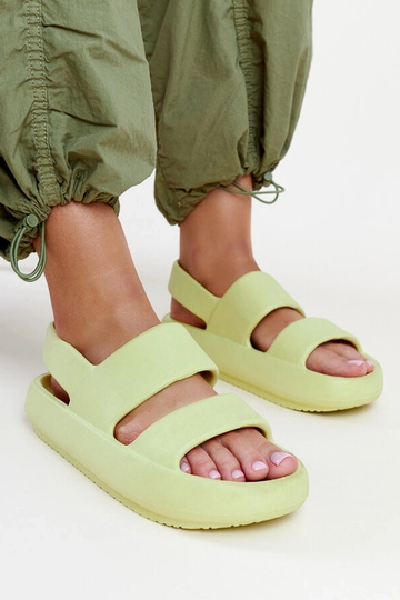 Grüne Sandalen Attiana