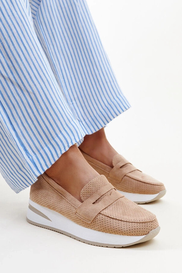 Braune perforierte Muna-Schuhe