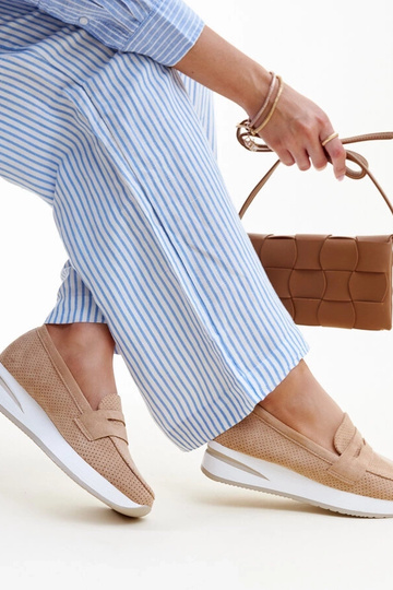 Braune perforierte Muna-Schuhe 2