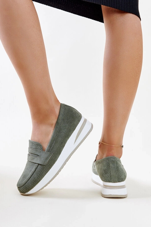 Grüne perforierte Muna-Schuhe Grüne perforierte Muna-Schuhe