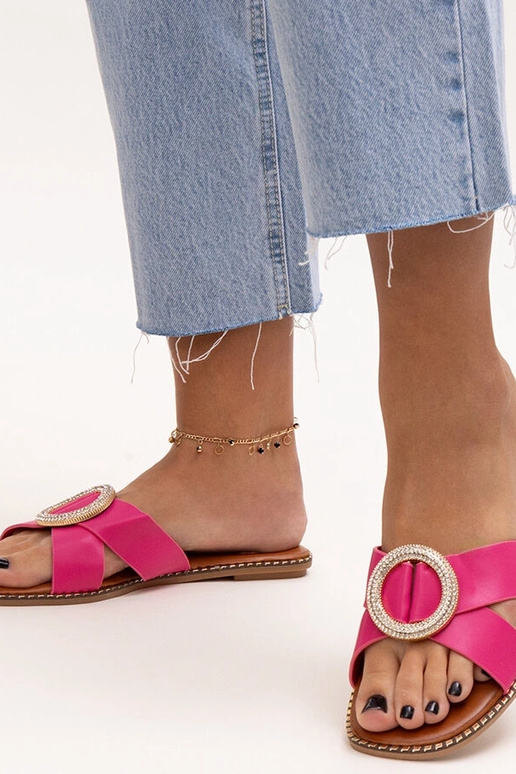 Rosa Flip-Flops mit Zirkonia-Schnalle...