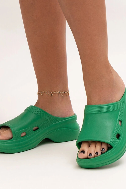 Grüne Sandalen mit dicker Sohle Elina