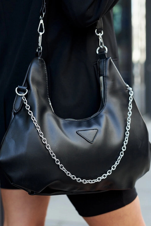 Schwarze Bikata-Umhängetasche mit Kette Schwarze Bikata-Umhängetasche mit Kette