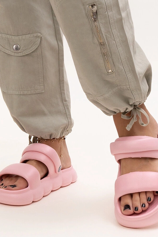 Azewda – Leichte Sandalen aus...