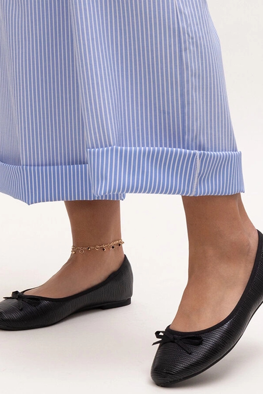 Schwarze Ballerinas mit Schleife und... Schwarze Ballerinas mit Schleife und...