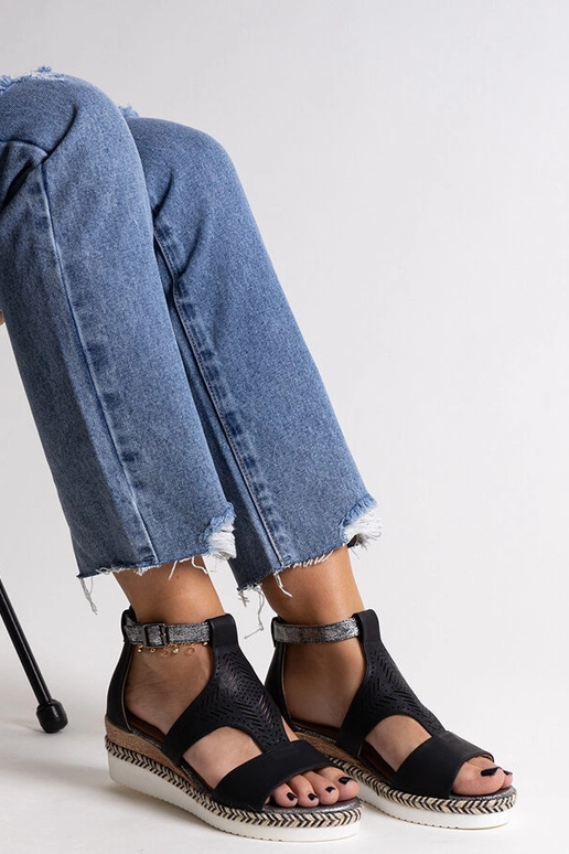 Schwarze Tiuma-Sandalen mit niedrigem... Schwarze Tiuma-Sandalen mit niedrigem...