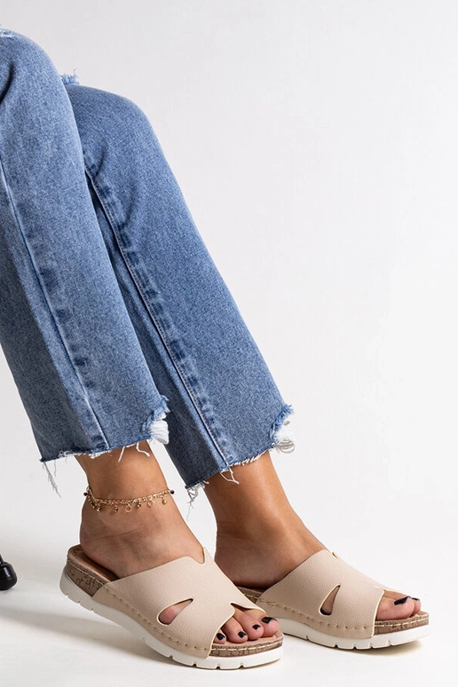 Beige Flip-Flops mit Ledersohle Masha Beige Flip-Flops mit Ledersohle Masha