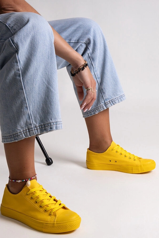 Gelbe klassische Nudar-Sneaker