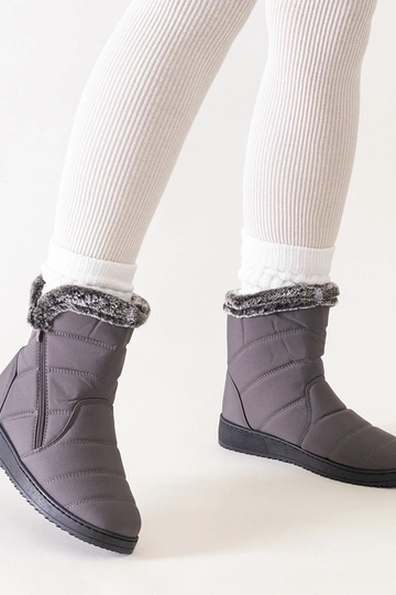 Graue Schneestiefel mit Fell verziert Khit