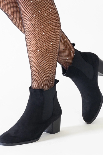 Schwarze Stiefel mit...