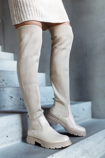 Beige lange Stiefel mit...