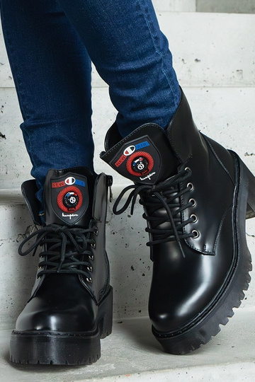 Schwarze Damenstiefeletten...